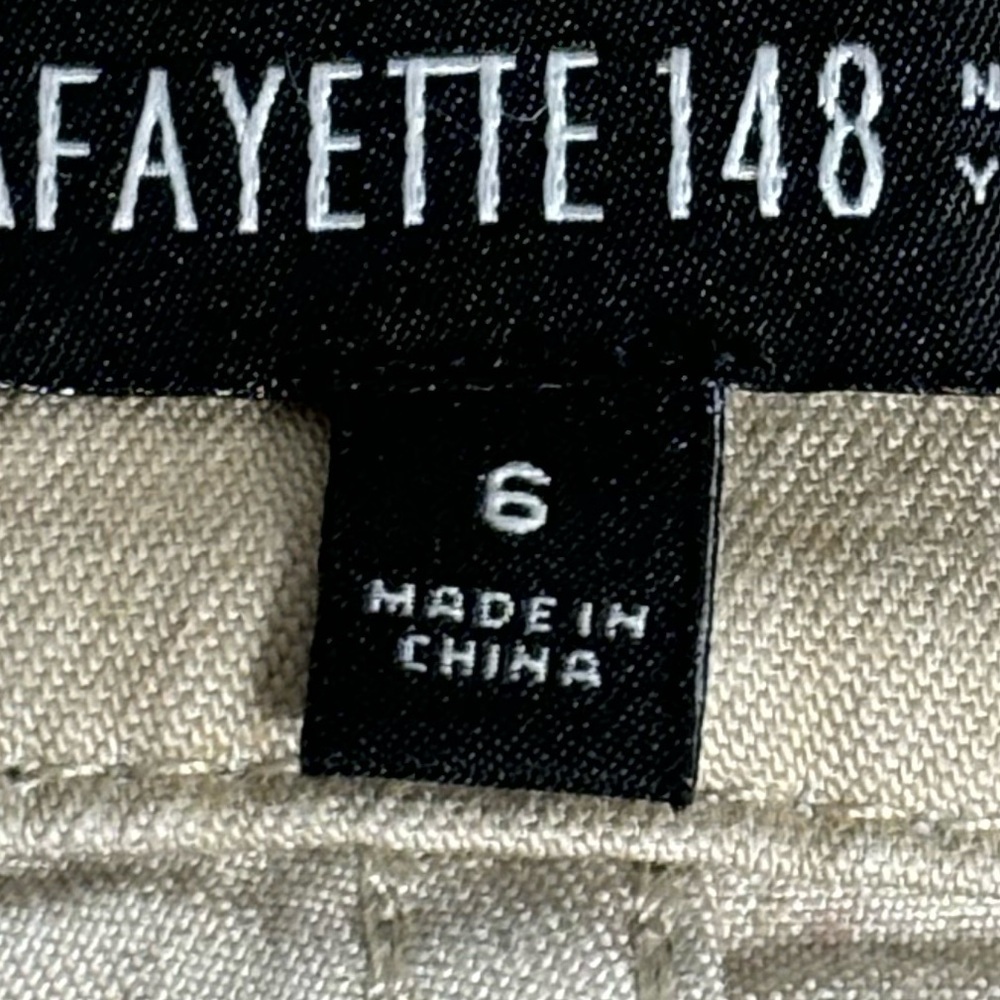 Lafayette 148 New York
Cropped Straight-Leg Denim Jeans size 6 - Picture 6 of 13